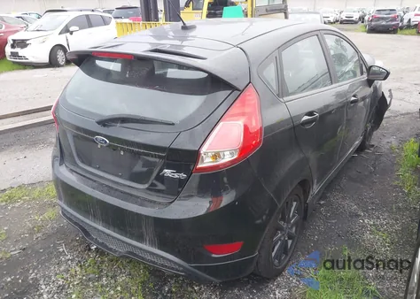 2019 Ford Fiesta St Line из США, поврежденный, VIN 3FADP4DJ3KM152786